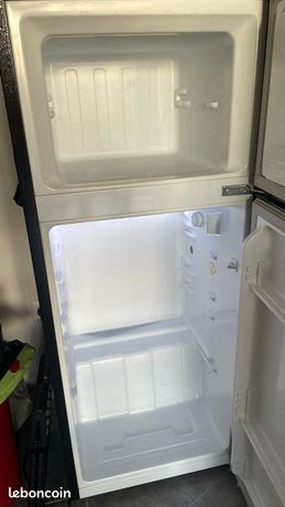 Frigo Hisens noir
