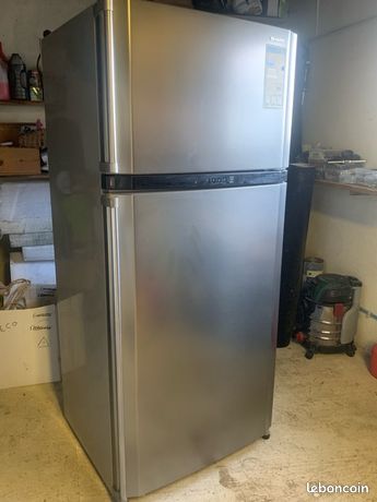 Frigo / Réfrigérateur Sharp A+