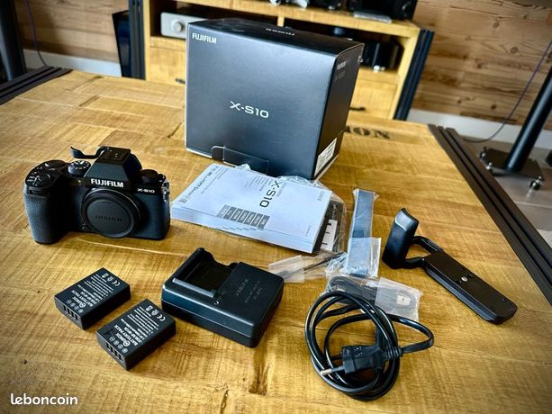Fuji X-S10