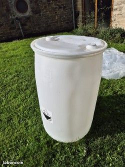 Fut 200 litre blanc comme sur les photos