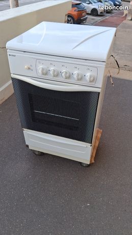 Gaziniere indesit