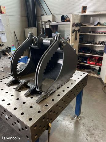 Godet grappin à griffe hydraulique mini pelle