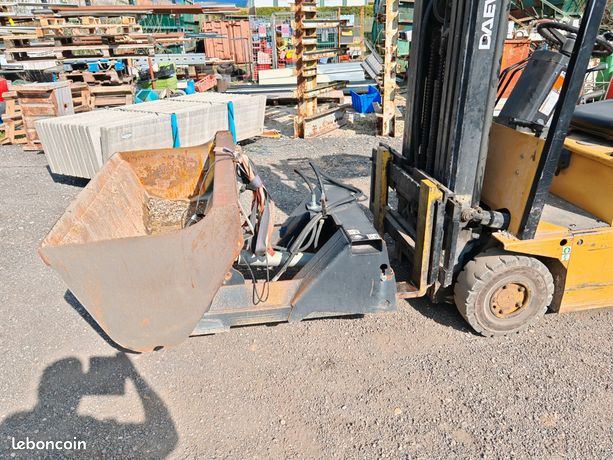 Godet hydraulique pour élévateur