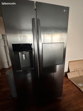 Grand frigo américain LG