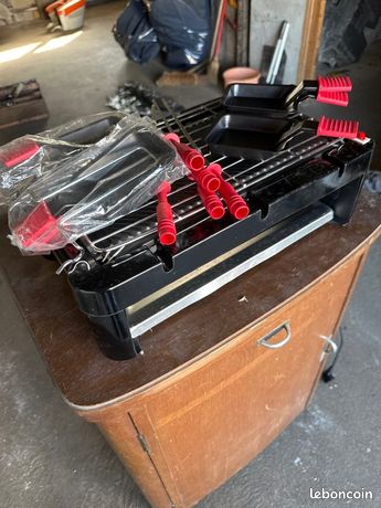 Grill raclette 6 poêlons 5 broches