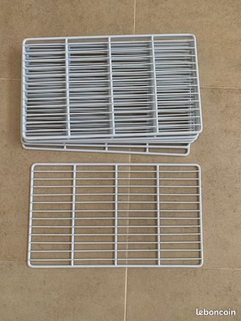 Grilles blanches