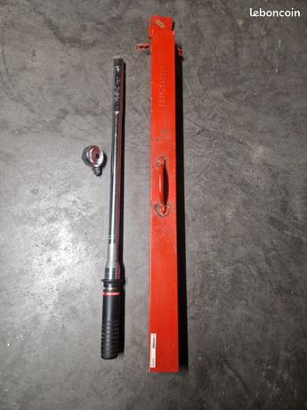 Grosse clé facom