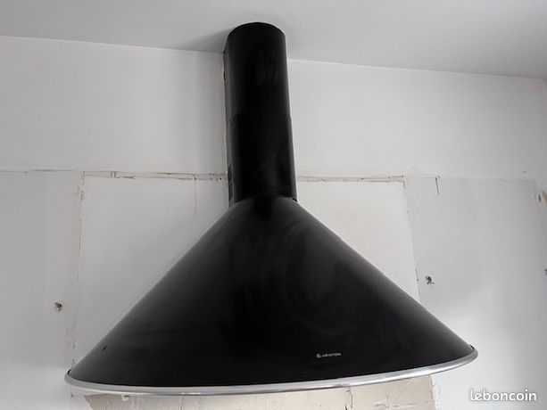 Hotte Murale 90cm Filtre Charbon 3 Vitesses Noire