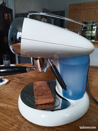 Illy X7.1