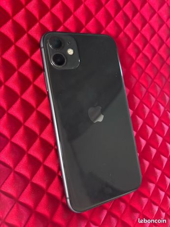 IPhone 11 en très bon état uniquement pour pièces de