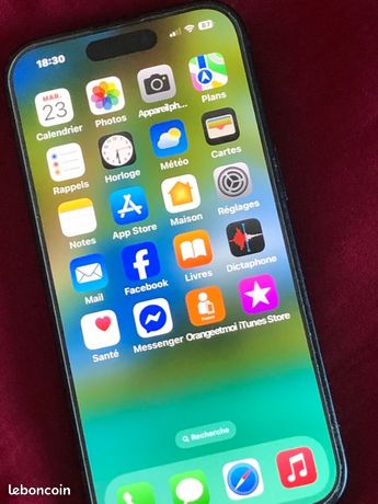 IPhone 15 128 GO