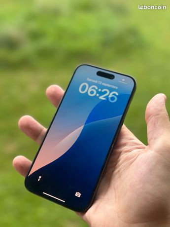 IPhone 15 Pro 128 Go Titane Noir dorigine