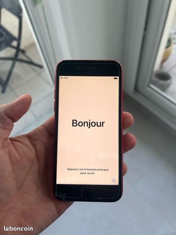 IPhone 8 64Go cassé mais fonctionnel