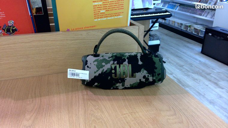 JBL charge 6