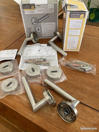 Jeu de poignées de porte