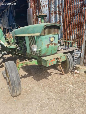 John Deere 3130