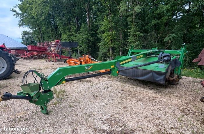 John Deere 930