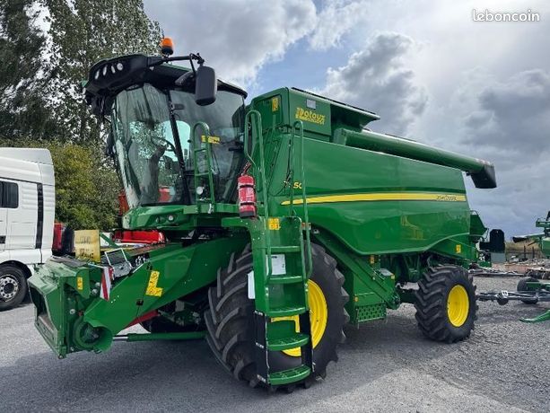 John Deere T550