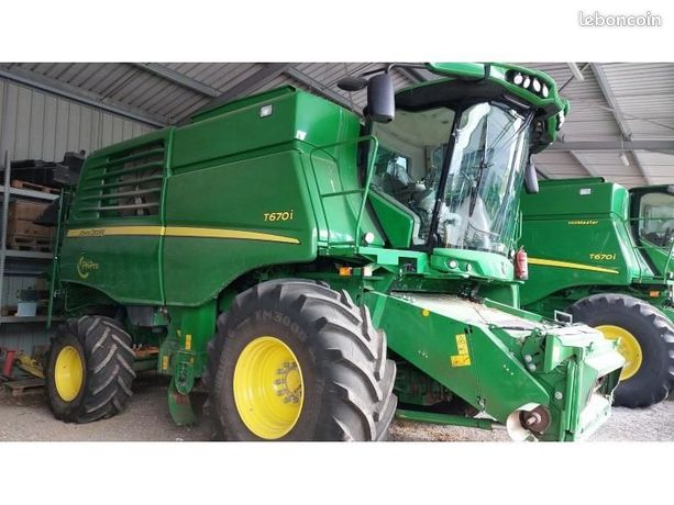 John Deere T670