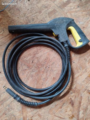 Lance KARCHER