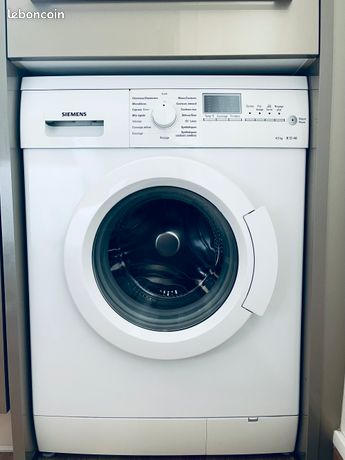 Lave-linge hublot Siemens WS12X460FF