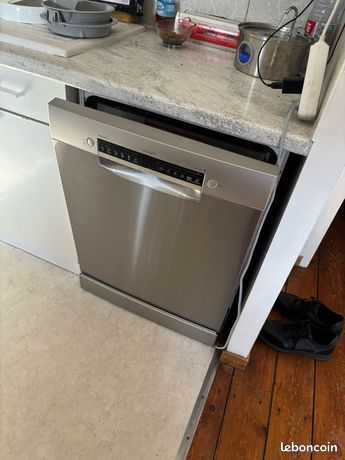 Lave-vaisselle Bosch Série 6 SMS6TCI02E Excellent état garantie 2029