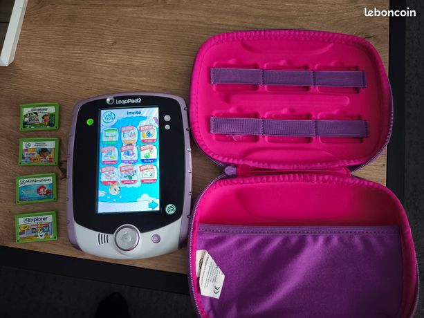 LeapPad2 4 jeux + cablage + housse