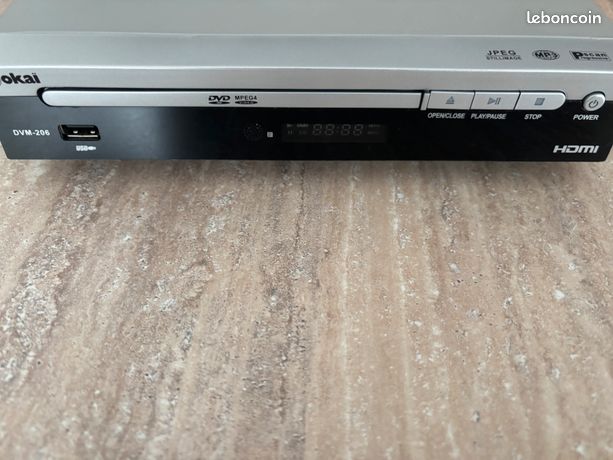 Lecteur CD TOKAI DVM-206