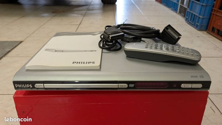 Lecteur DVD Philips 520