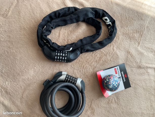 Lot 2 cadenas à velours et 1 sonnette