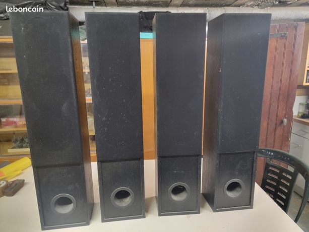Lot 4 enceintes 30W