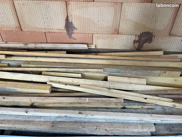 Lot bois tasseaux chevrons planches divers