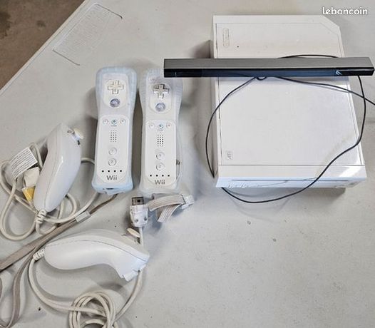Console Nintendo Wii + Balance Board + accessoires + jeux