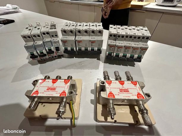 Lot électricité
