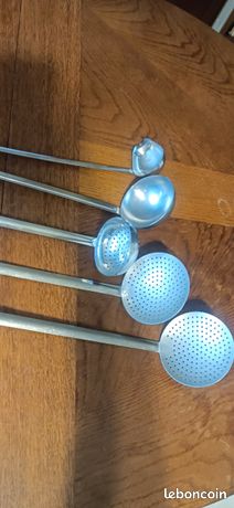 Lot louches et écumoire inox