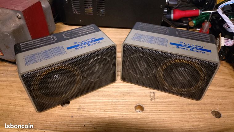 d'enceintes compactes vintage Leton SB-603 Stereo Booster