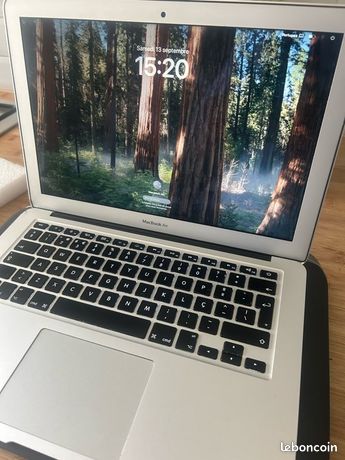 MacBook Air i7