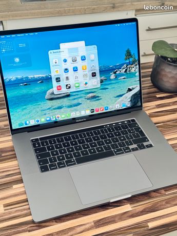 Macbook Pro 16" 2019 i9 32G 2TSSD 8 coeurs AMD 8Go