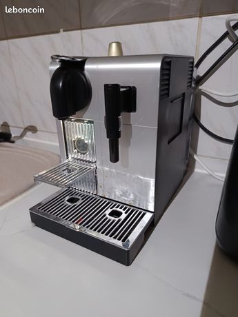 Machine à café Delonghi