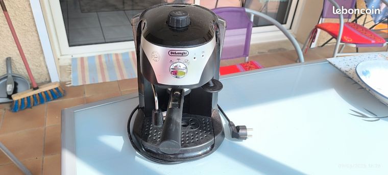 Machine à café expresso Delonghi