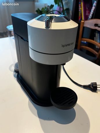 Machine à café Nespresso Vertuo