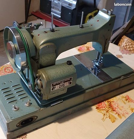 Machine à coudre Omnia