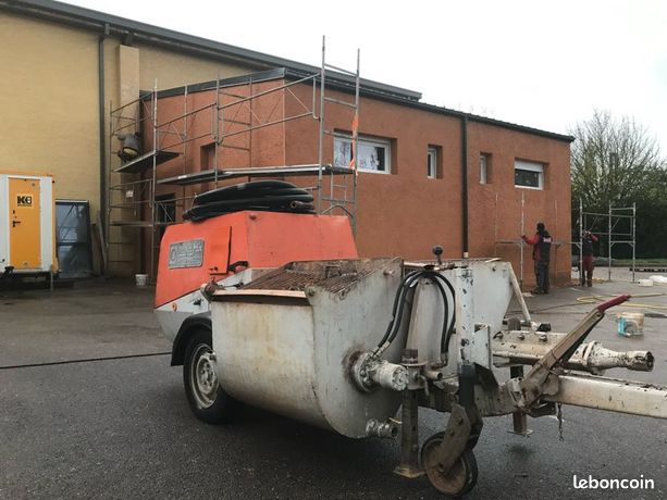 Machine à crépir