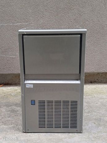 Machine à glaçon