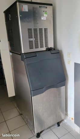 Machine à glaçons MF46 AS