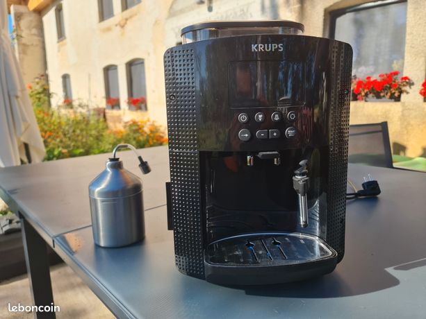 Machine a grain KRUPS E8100