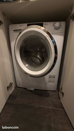 Machine à laver Candy GrandO Space hublot