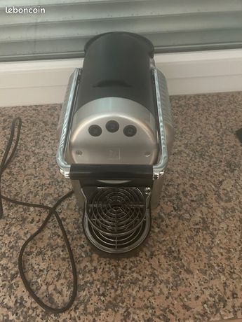 Machine Nespresso professionnelle