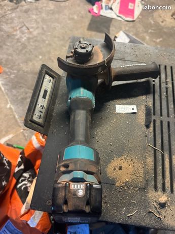 Makita