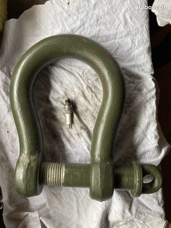 Manille lyre de char d'assaut